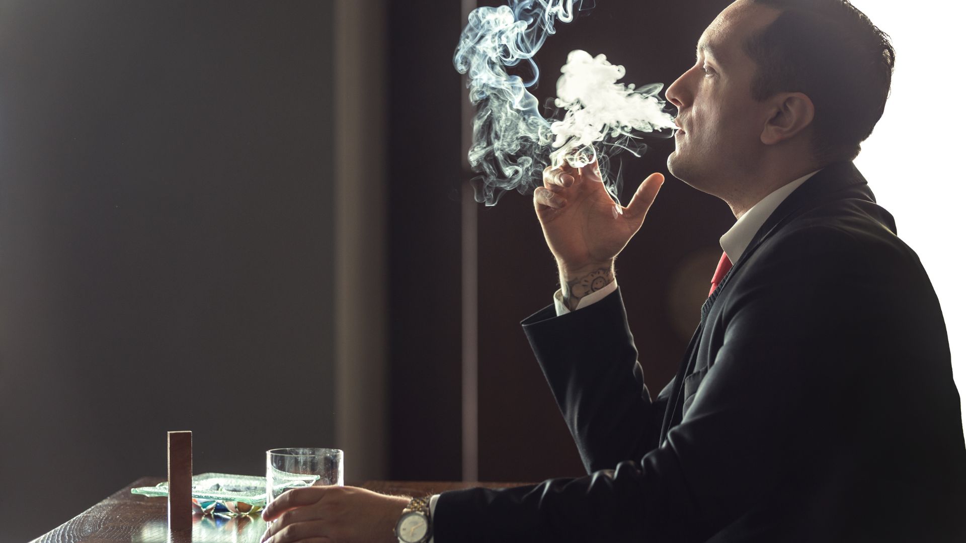 Vad händer i kroppen vid rökning respektive vaping?